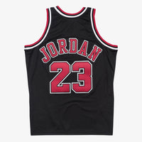 Chicago Bulls Authentic Jersey Alternate Michael Jordan 1997-98