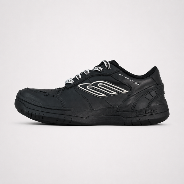 Balenciaga Hamptons Worn-Out Black sneaker, side profile view