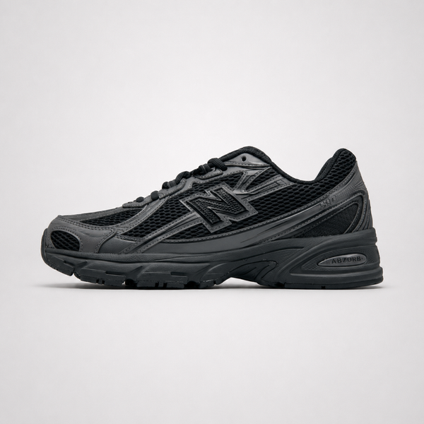 New Balance 740 Black sneaker, side profile view