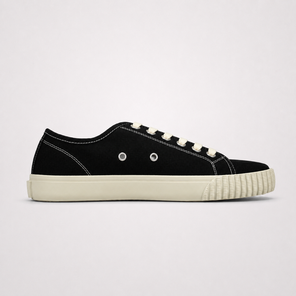 Maison Margiela Tabi Low-Top Black sneaker, angled three-quarter view